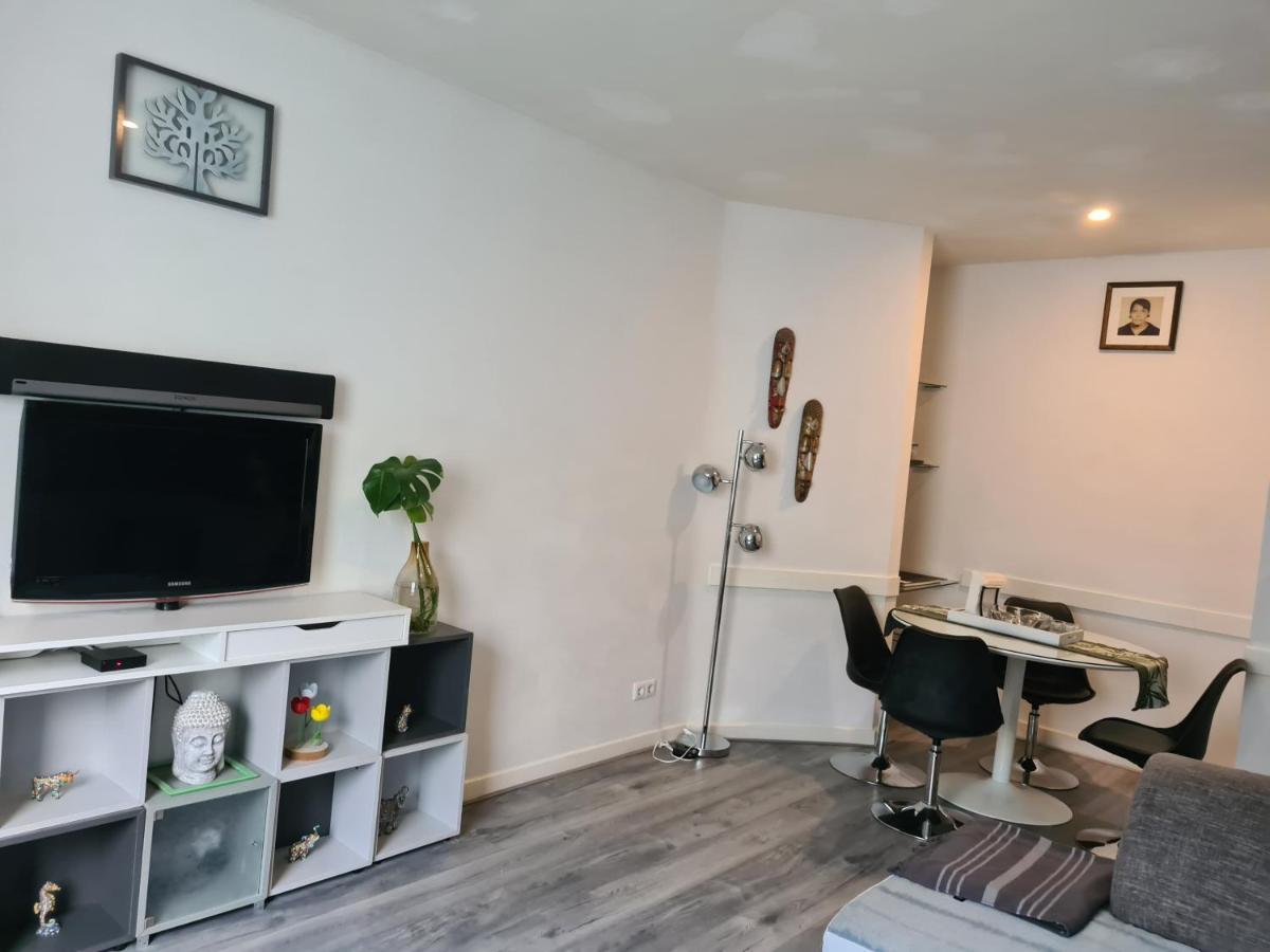 1 Bedroom 15 Min By Tram To Amsterdam Centre! Экстерьер фото